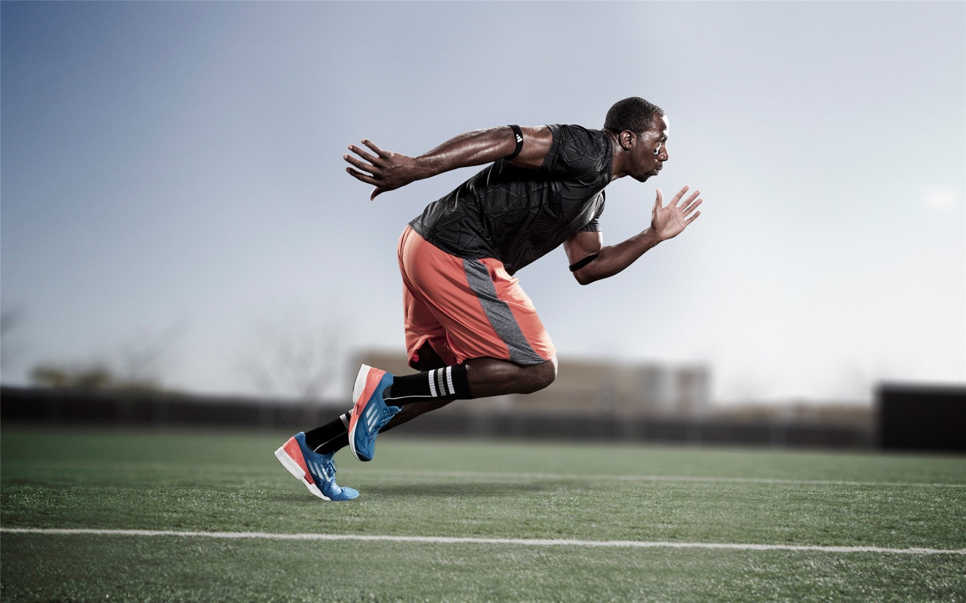 库里再创三分神话,勇士主场力克对手